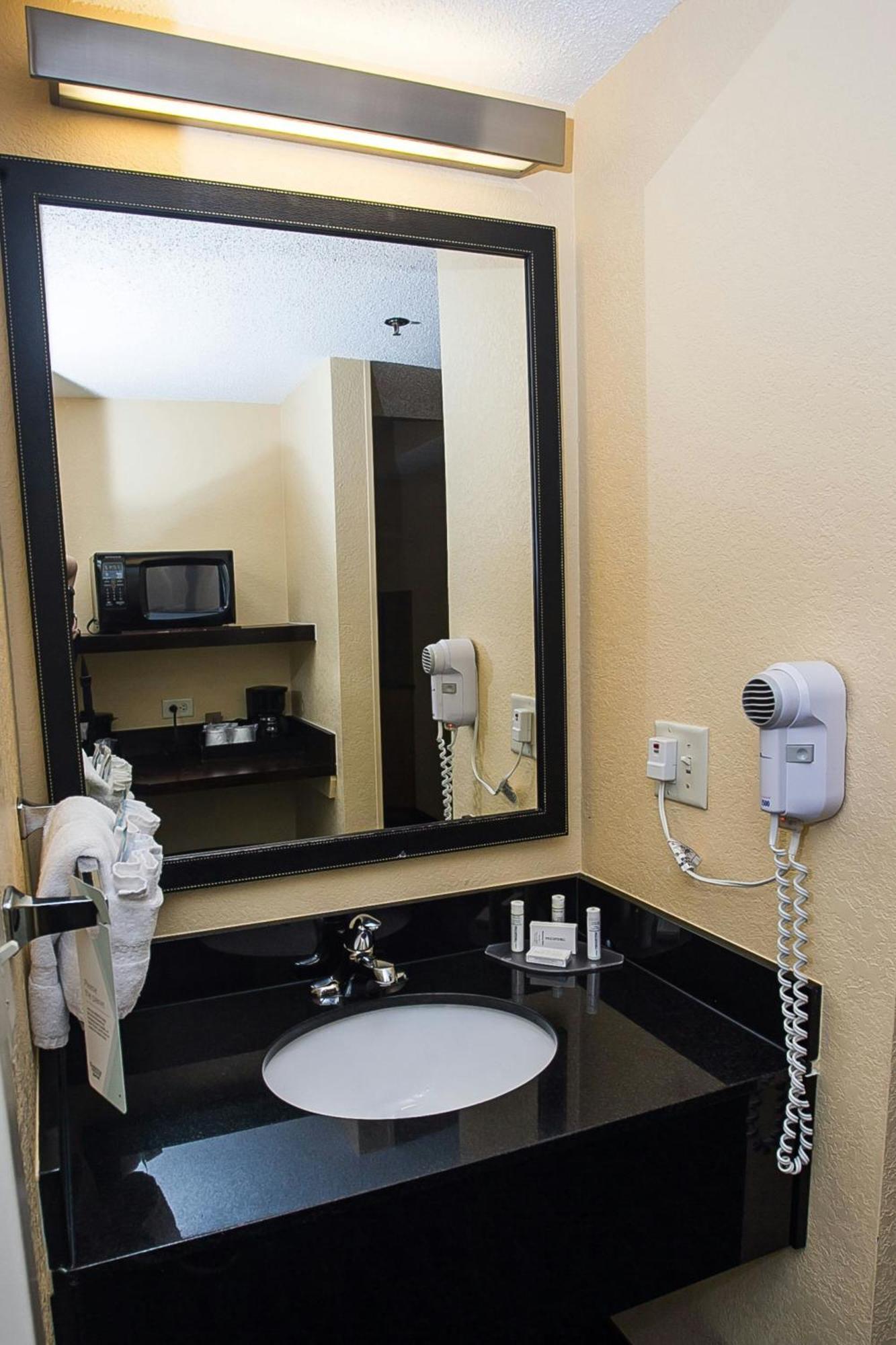 Fairfield Inn & Suites By Marriott Boston Milford Ngoại thất bức ảnh
